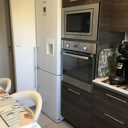 2 Etoiles Entre Les Maures Et Mediterranee Apartamento La Londe-les-Maures