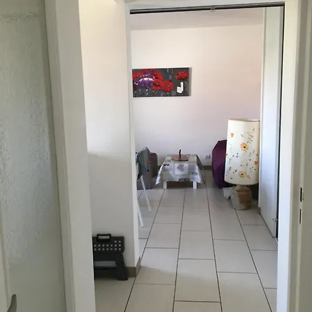 2 Etoiles Entre Les Maures Et Mediterranee Apartamento La Londe-les-Maures