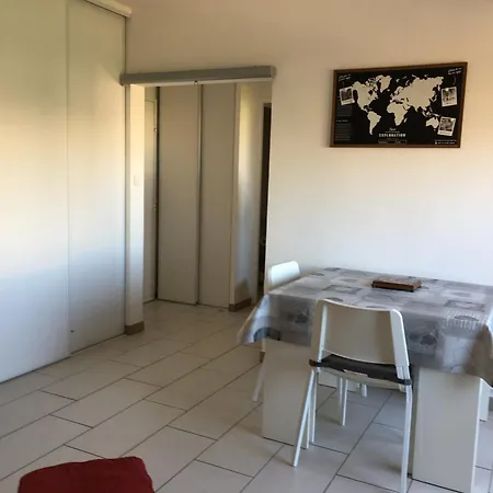 Apartamento 2 Etoiles Entre Les Maures Et Mediterranee *